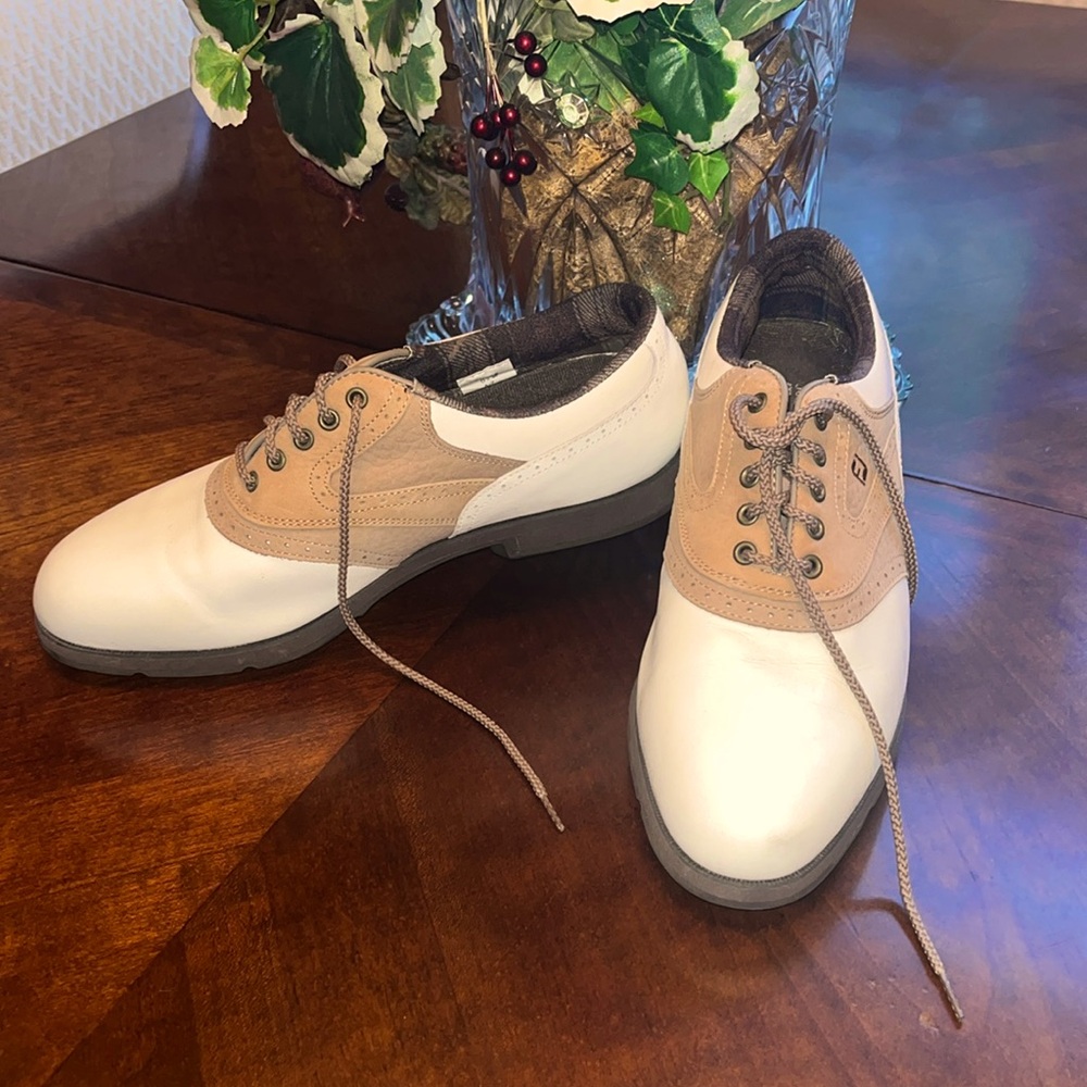 Women’s Golf Shoes